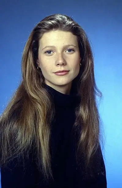 90er Haarschnitt Frauen: 17 ikonische Retro-Frisuren neu interpretiert