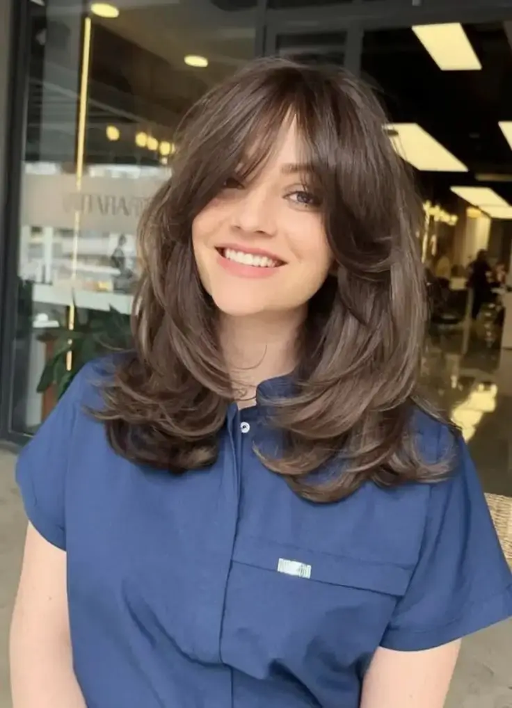 17 Ideen für den Butterfly Haircut bei mittellangen Haaren