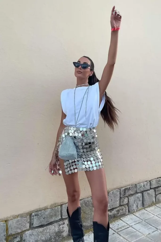 Festival Outfit 2025: Stylische Looks für unvergessliche Festival-Momente