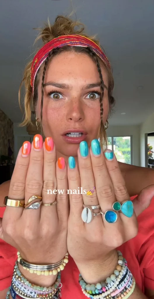 Fingernägel mit Gel: Die 18 schönsten Nageldesign-Ideen für 2025