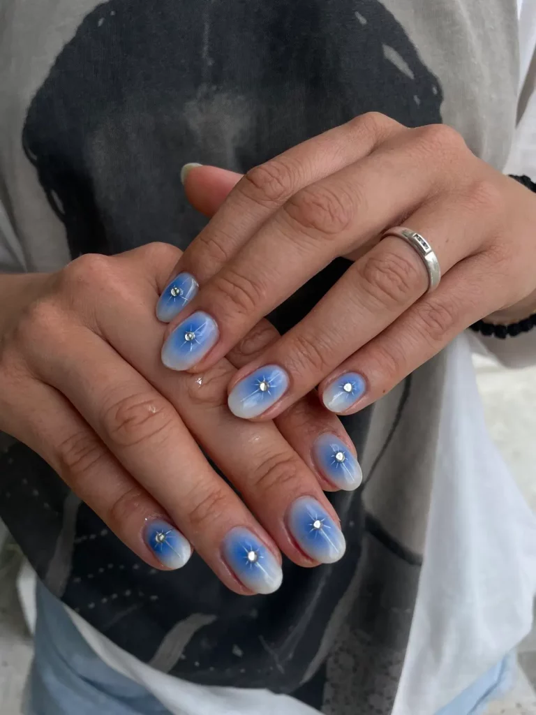 Fingernägel mit Gel: Die 18 schönsten Nageldesign-Ideen für 2025