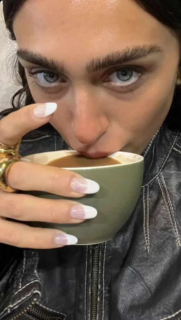 17 Fingernägel Modelle 2025: Inspiration für moderne Looks