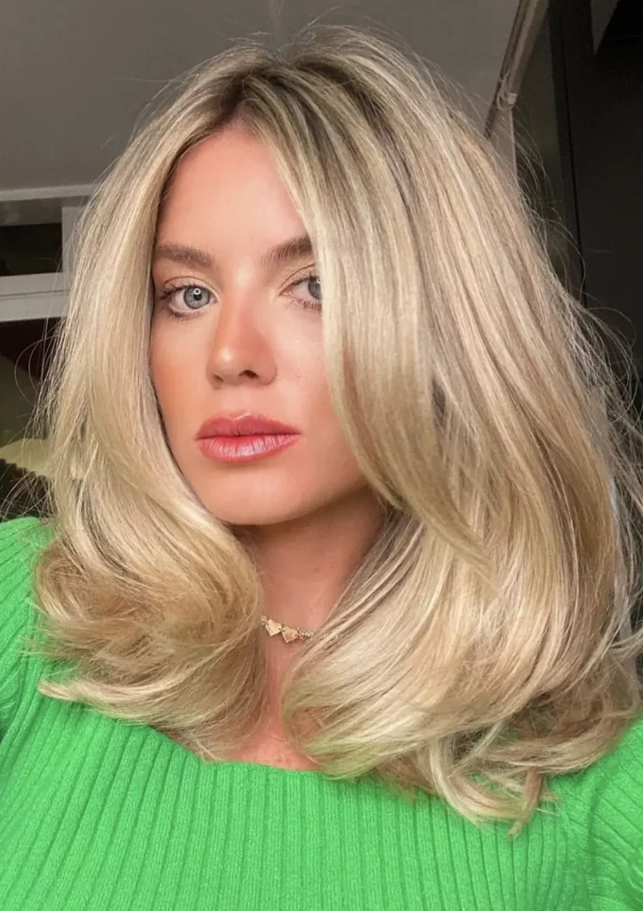 Die 18 schönsten Frisuren halblang für Frauen 2025