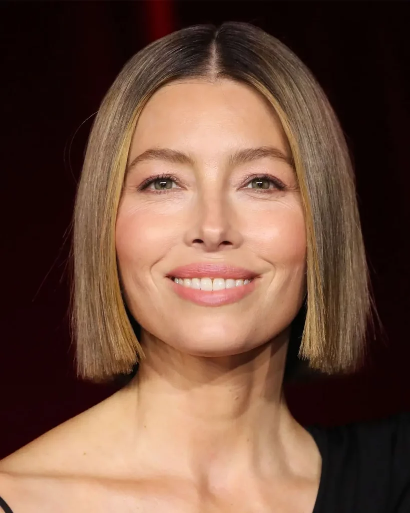 Die besten Haarschnitt-Ideen für dicke Haare im Jahr 2025