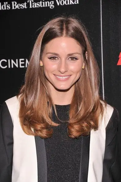 Die besten Haarschnitt-Ideen für dicke Haare im Jahr 2025