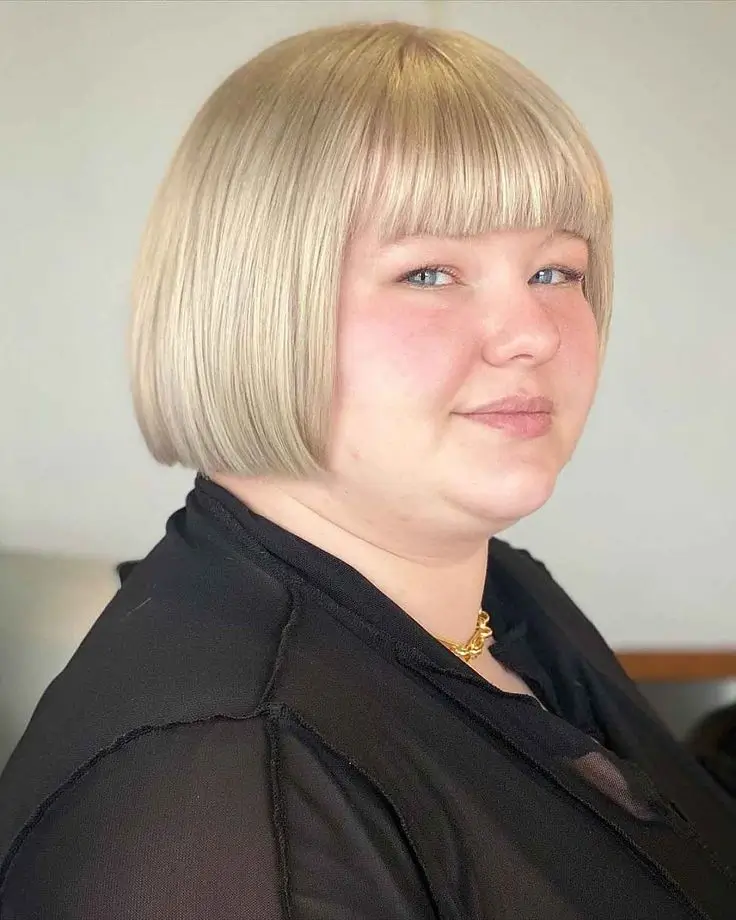 Die 18 besten Haarschnitte für ein rundes Gesicht – Mit Bildern & Tipps