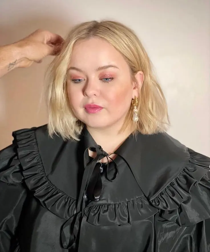 Die 18 besten Haarschnitte für ein rundes Gesicht – Mit Bildern & Tipps