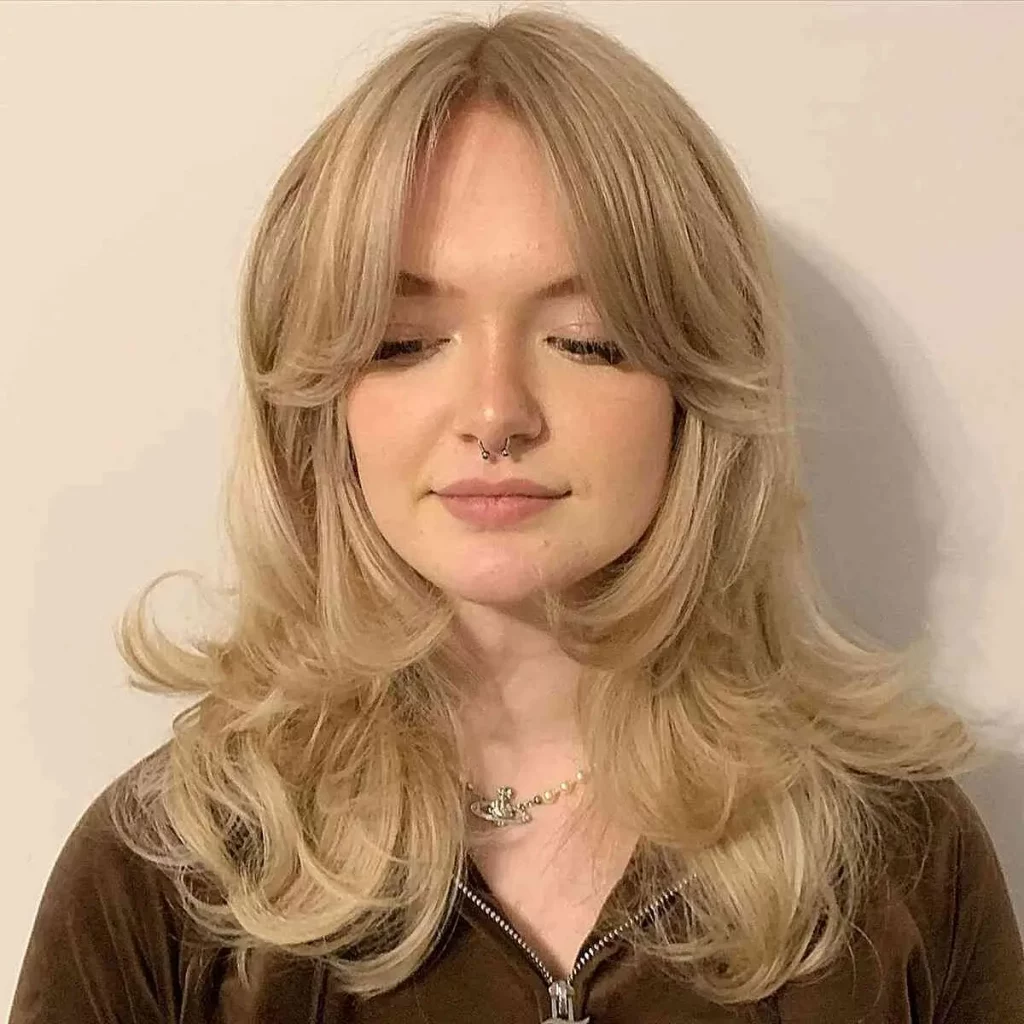 Kitty Cut – Der neue Frisurentrend für 2025