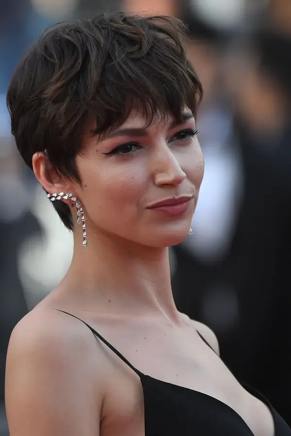 16 Ideen für kurze Haare: So stylst du moderne Kurzlooks 2025