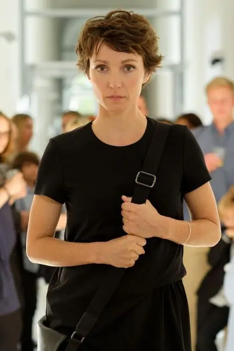 Kurzhaarfrisuren 2025: Die 16 schönsten Ideen für moderne Frauen