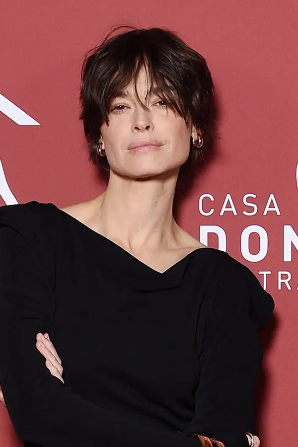 Kurzhaarfrisuren 2025: Die 16 schönsten Ideen für moderne Frauen