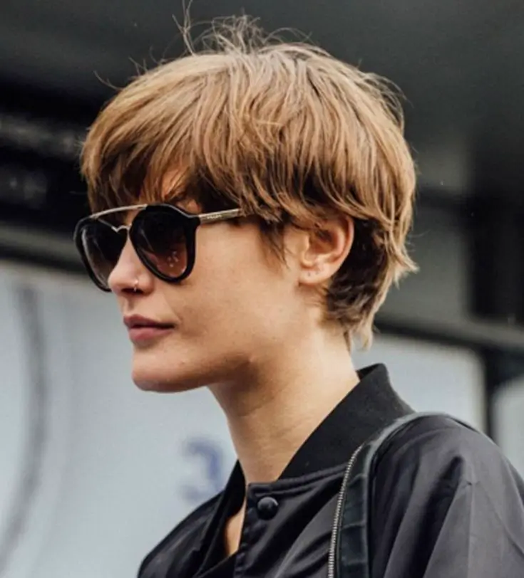 Kurzhaarfrisuren 2025: Die 16 schönsten Ideen für moderne Frauen