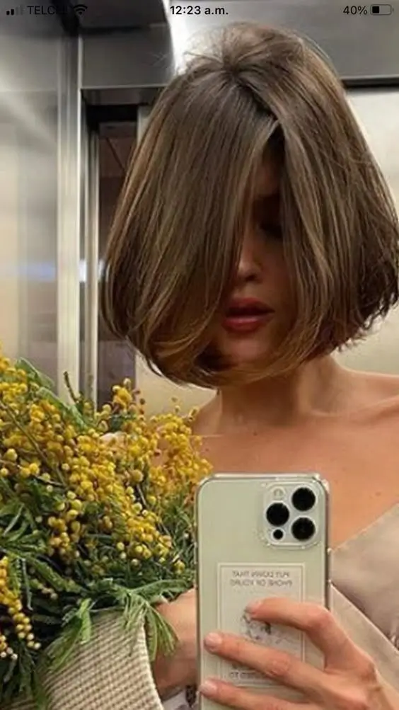 Long Bob Frisuren 2025: Die 16 schönsten Ideen für deinen Look