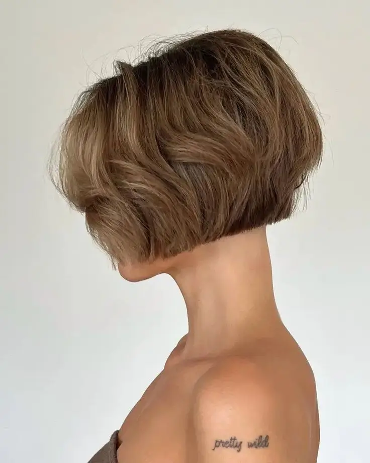 16 Ideen für einen modernen kurzen Bob 2025