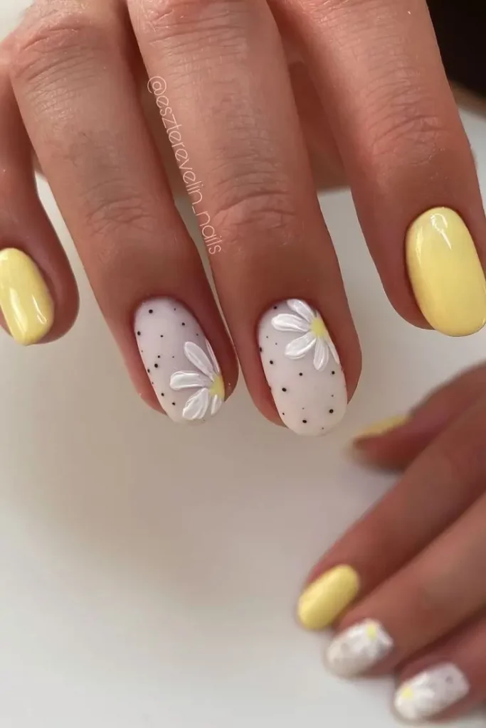 18 Nägel Ideen 2025: Trendige Designs für jeden Anlass