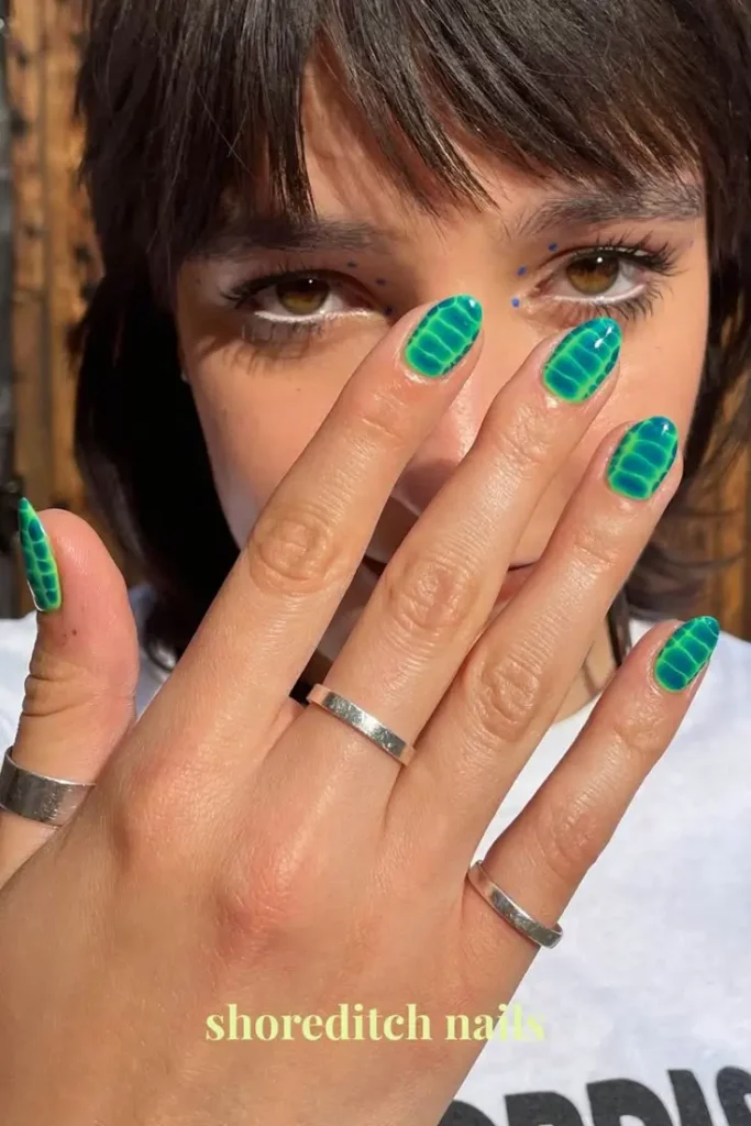 18 Nägel Ideen 2025: Trendige Designs für jeden Anlass