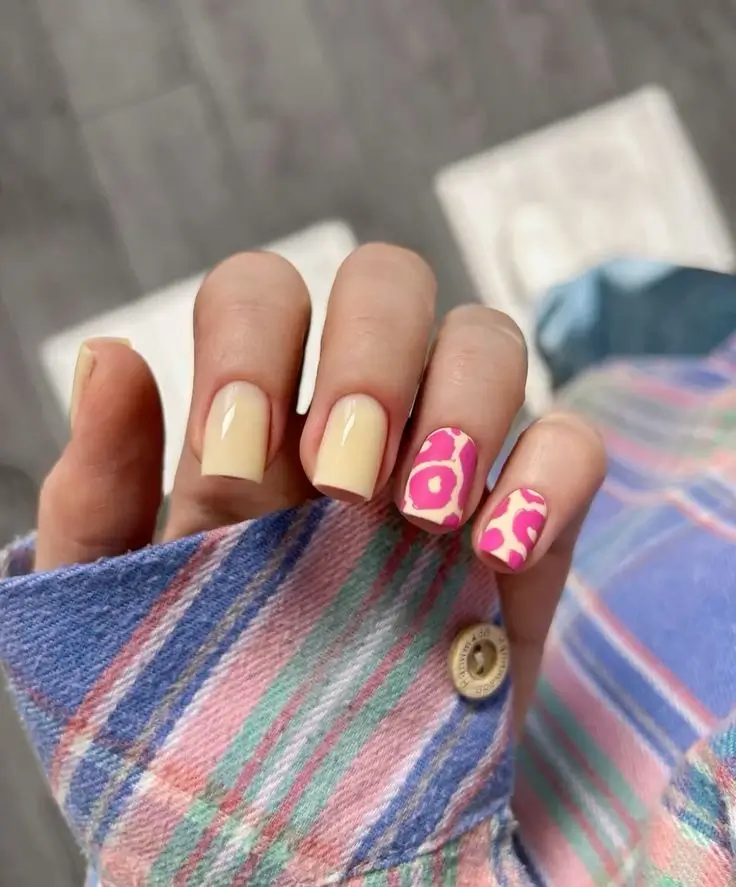 18 Nägel Ideen 2025: Trendige Designs für jeden Anlass