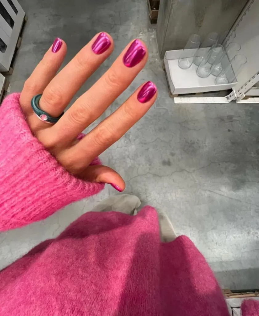 Die schönsten 18 Nageldesign-Trends 2025 für jeden Anlass