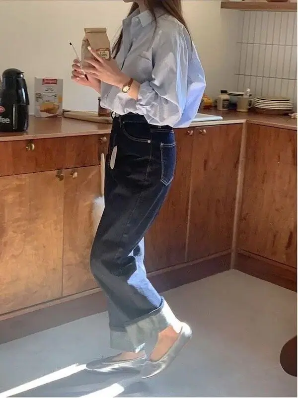 Office Outfit Damen: 16 Stylische Ideen für den Büro-Look 2025