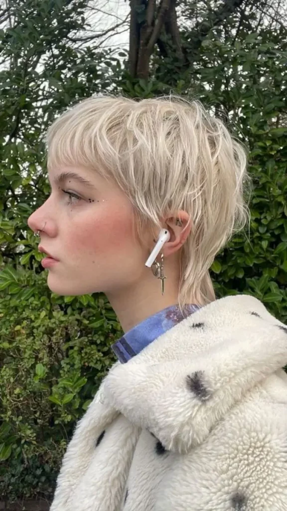 17 Ideen für Pixie Haarschnitt Damen – So tragen wir ihn 2025