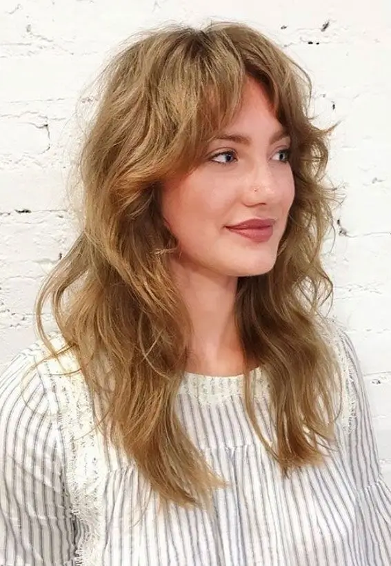 18 angesagte Shag Cut Frisuren für Damen im Herbst 2025