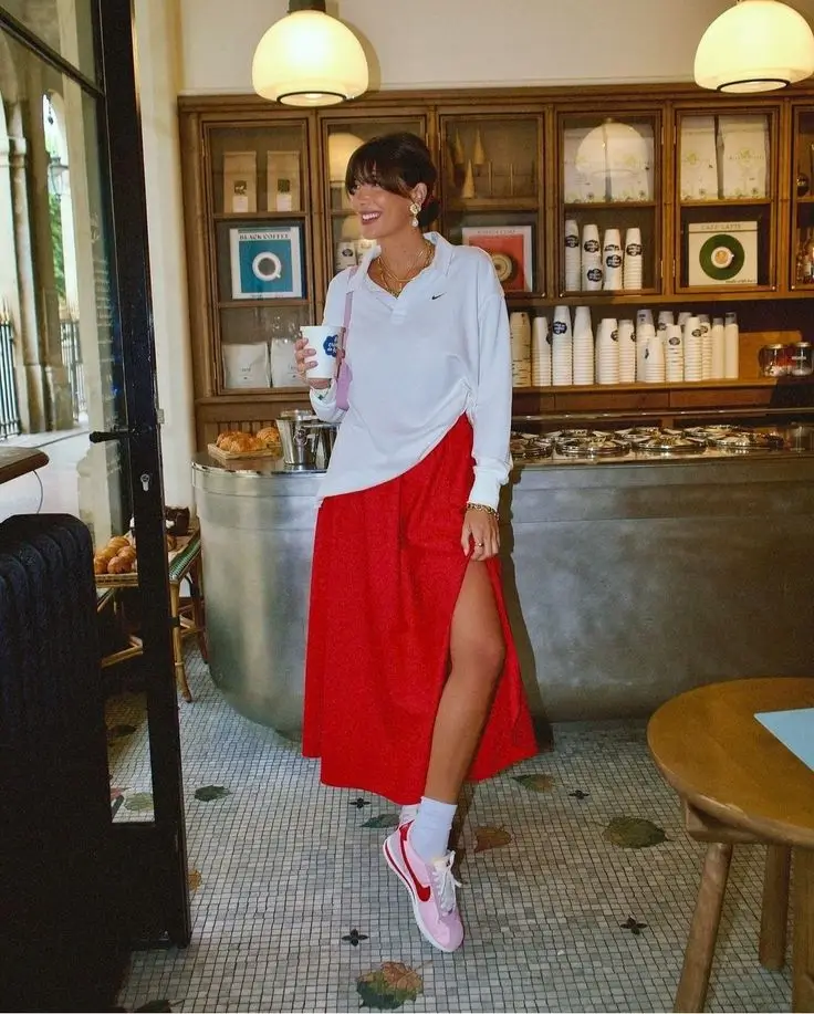 Sommermode 2025: 19 Trend-Outfits, die du lieben wirst