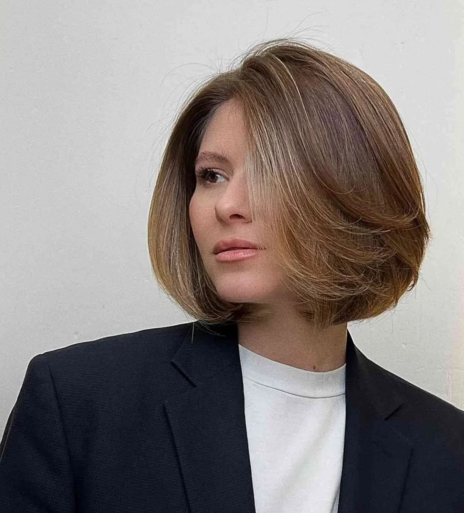 17 Stylische Stufiger Bob Frisuren für 2025, die du lieben wirst
